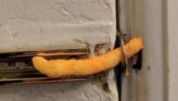A snack is used as a lock on a door